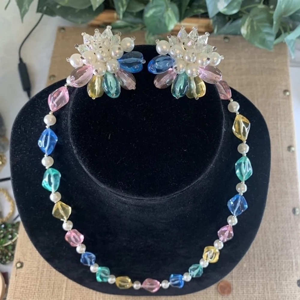Vintage Colorful Beaded Faux Pearl Necklace & Bead Cluster Pierced Earrings 25"